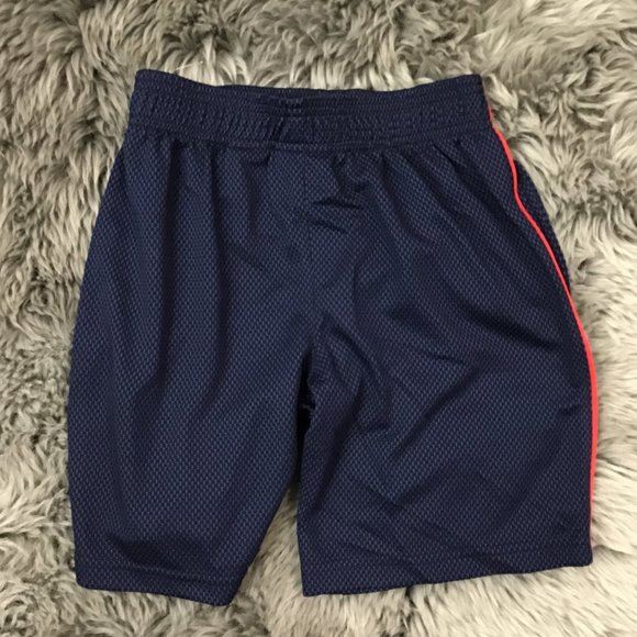 Nickelodeon | Boy's Paw Patrol Clothing Set | 3 Pieces | Red & Navy | Size 6 - Picture 9 of 9